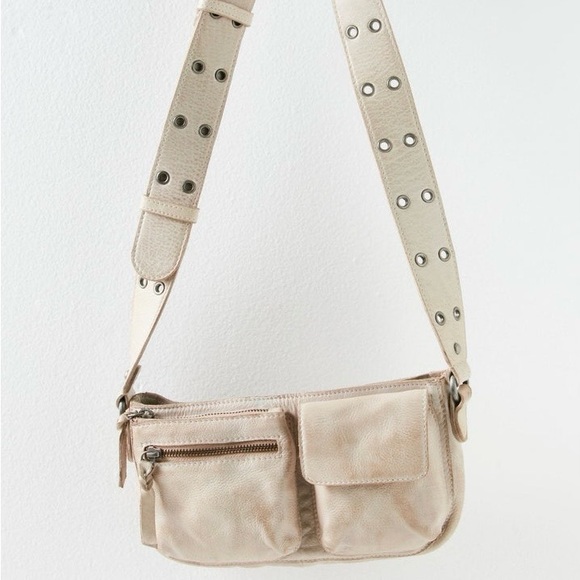Free People Wade leather crossbody bag NWT - Picture 1 of 5